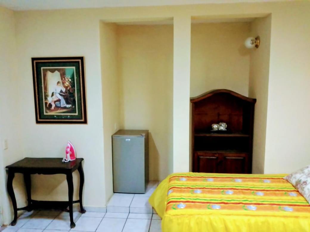 Apartamentos Osuna Mazatlan Exterior photo